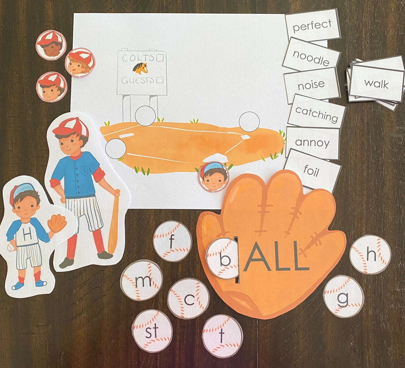 Dash into Learning Early Phonetic Readers: Activity Packs [Set 3]